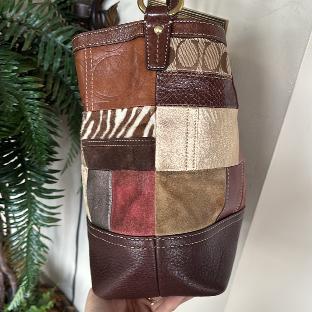 Coach Genuine Leather Patchwork Multicolor Shoulder Bag Signature C Metallic - Picture 12 of 16